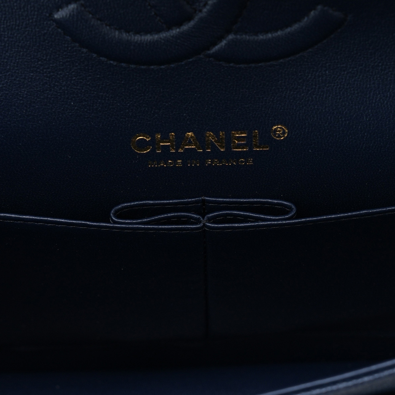 CHANEL(USED)샤넬 캐비어 클래식 미듐 플랩백