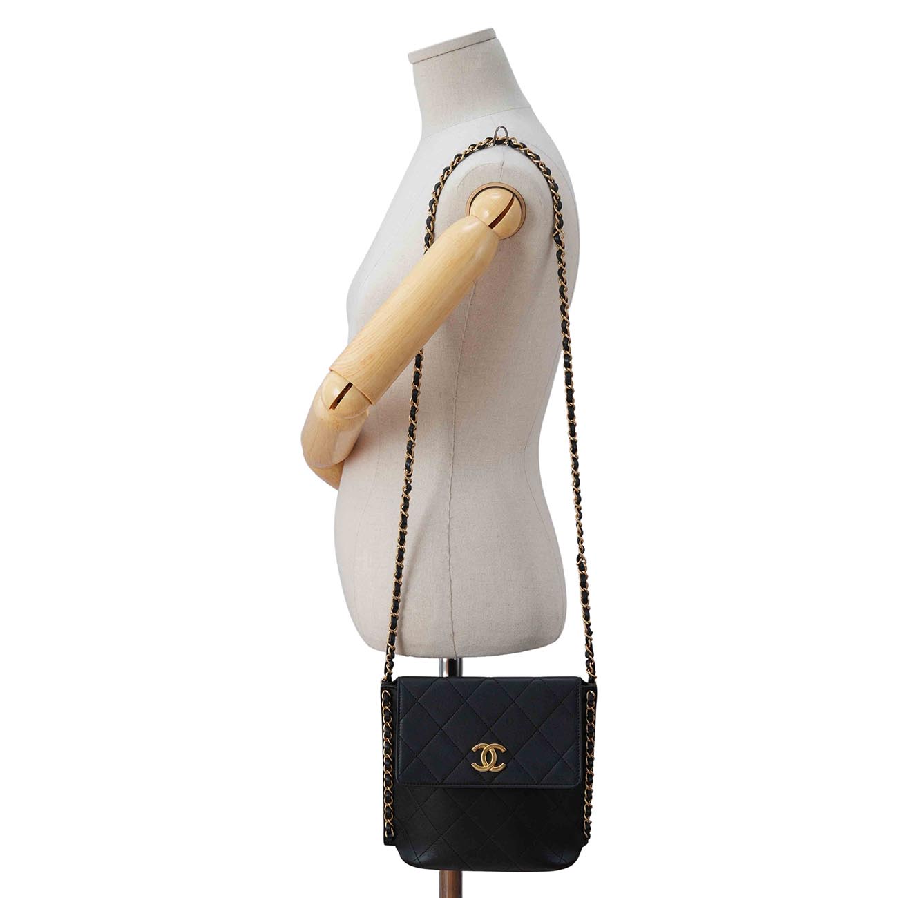 CHANEL(USED)샤넬 AS2542 카프스킨 스몰 호보 블랙