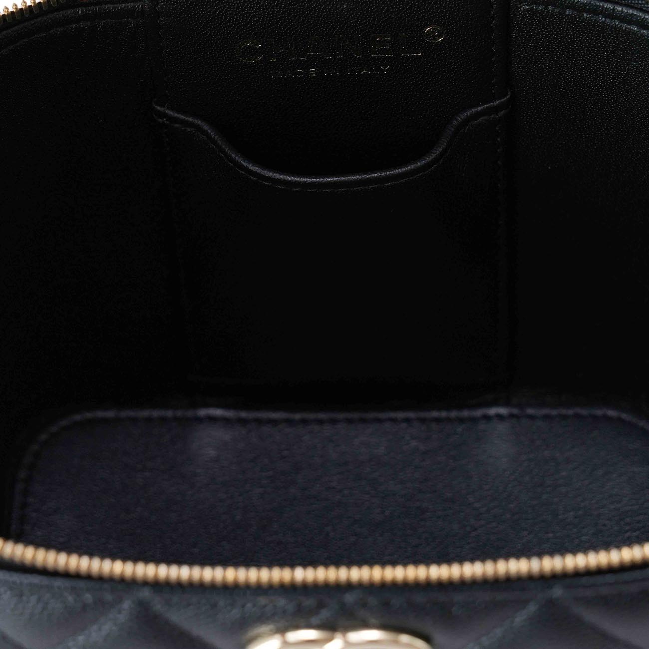 CHANEL(USED)샤넬 AS2362 캐비어 클래식 베니티 탑핸들 케이스
