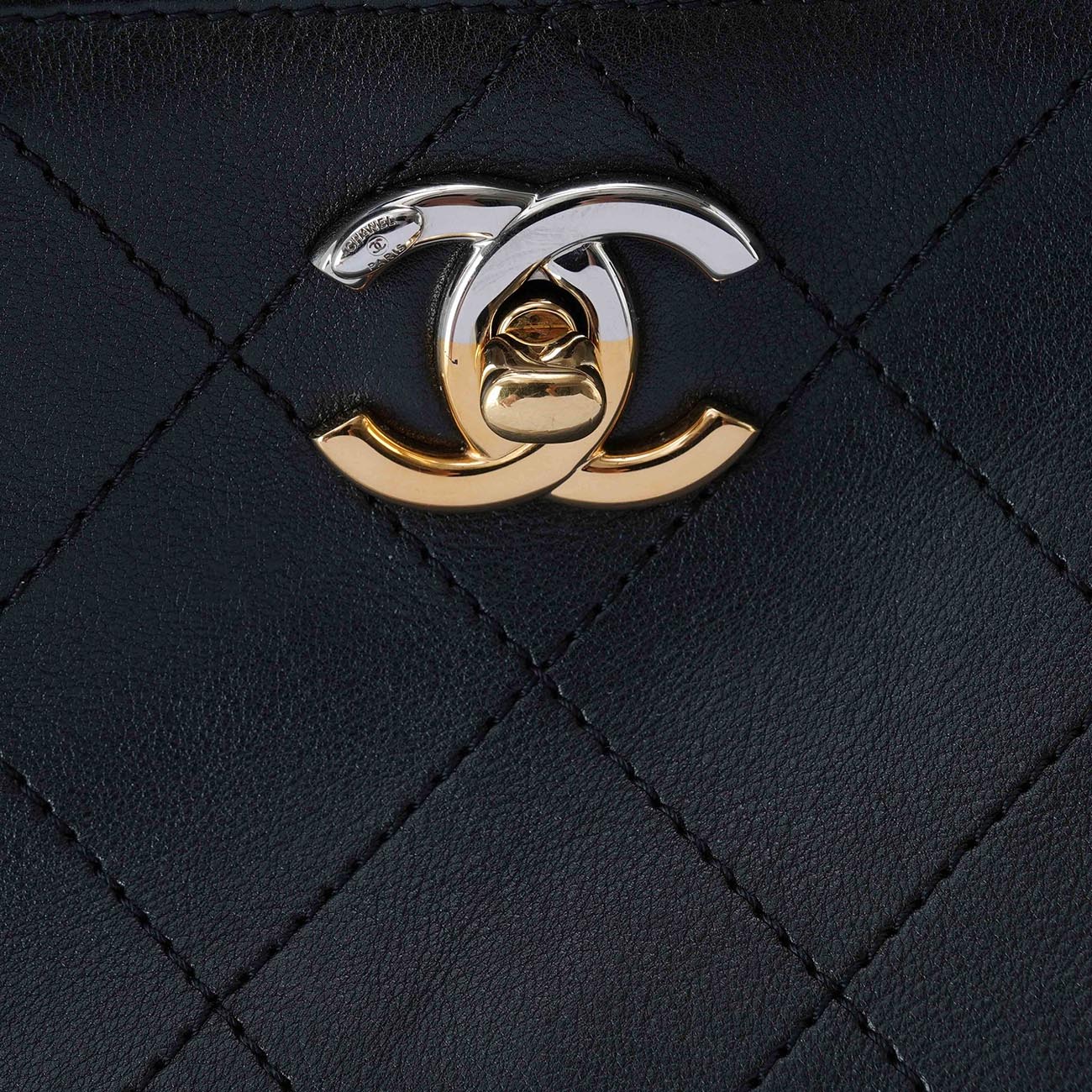 CHANEL(USED)샤넬 AS0414 시즌 호보 숄더백