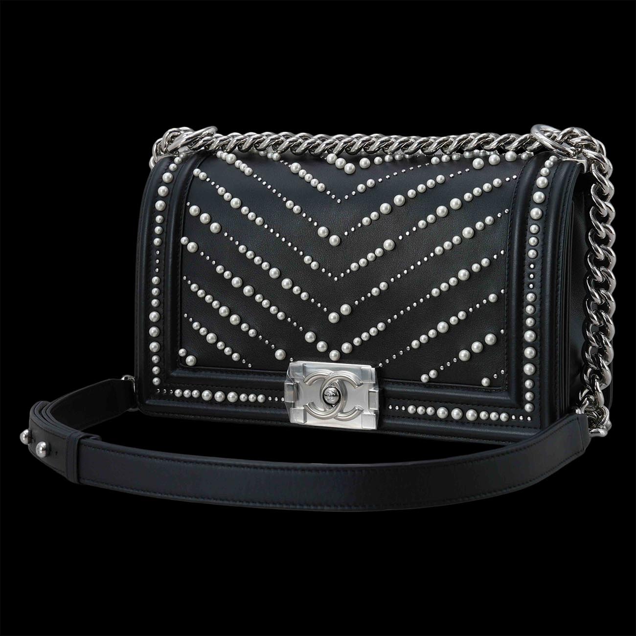 CHANEL(USED)샤넬 시즌 보이샤넬 펄 미듐 플랩백