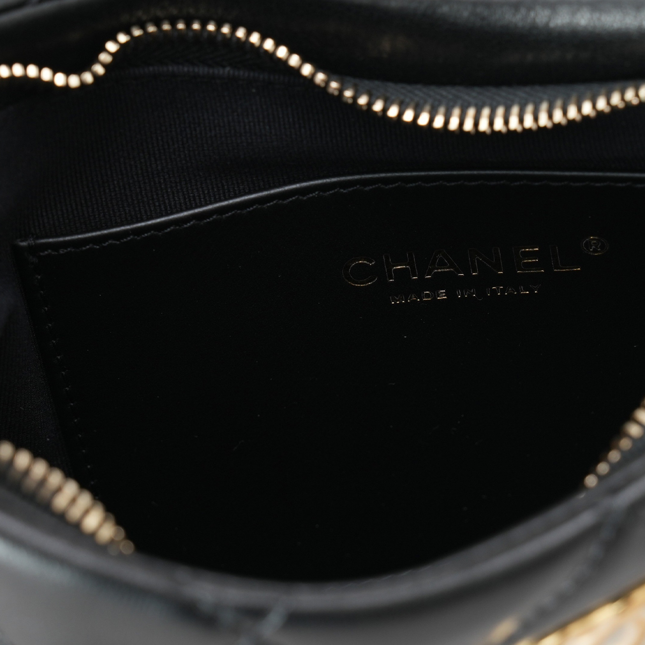 CHANEL(USED)샤넬 AS3562 호보백 블랙 금장