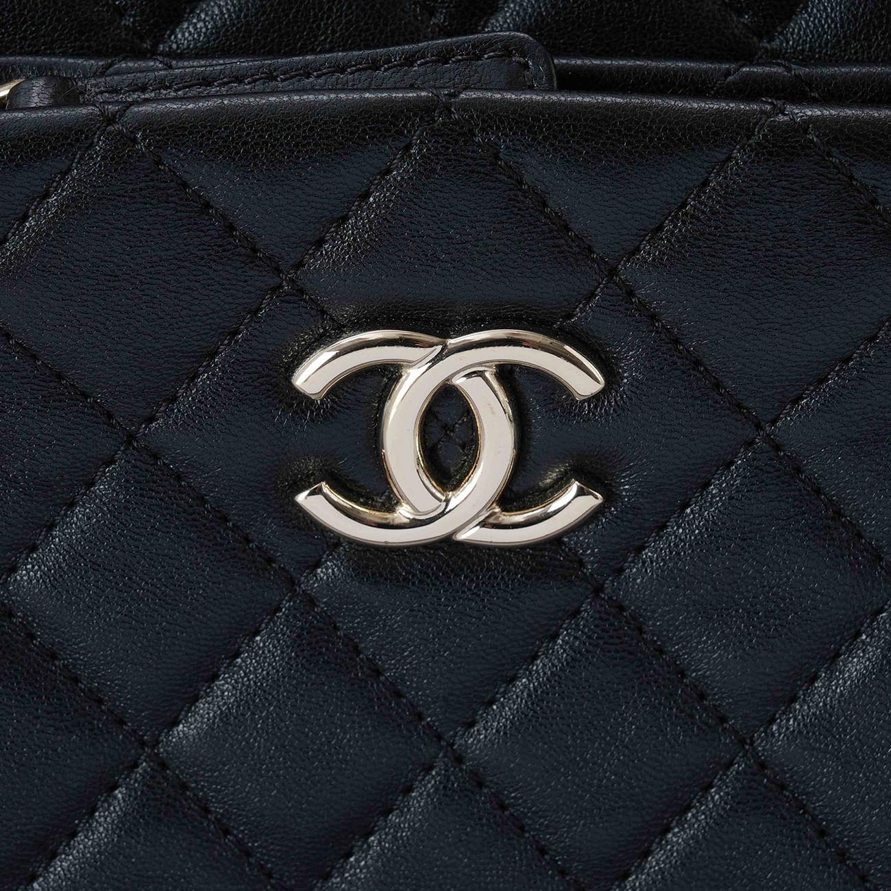 CHANEL(USED)샤넬 시즌 체인 크로스백