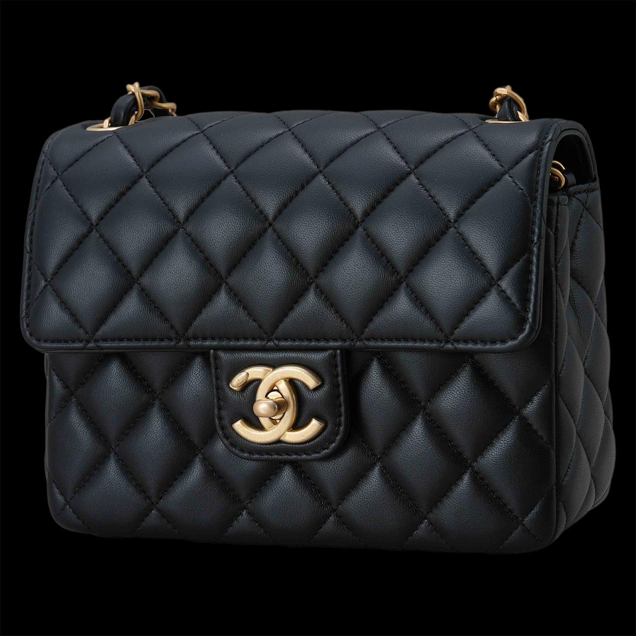 CHANEL(USED)샤넬 AS3737 램스킨 미니 플랩백