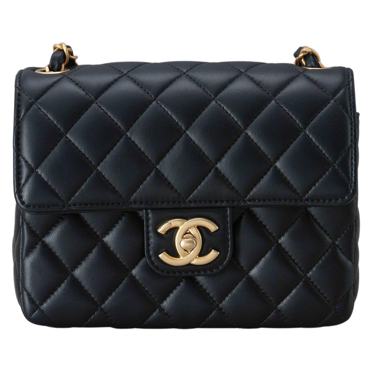 CHANEL(USED)샤넬 AS3737 램스킨 미니 플랩백