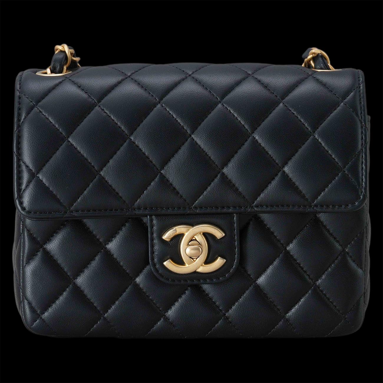 CHANEL(USED)샤넬 AS3737 램스킨 미니 플랩백