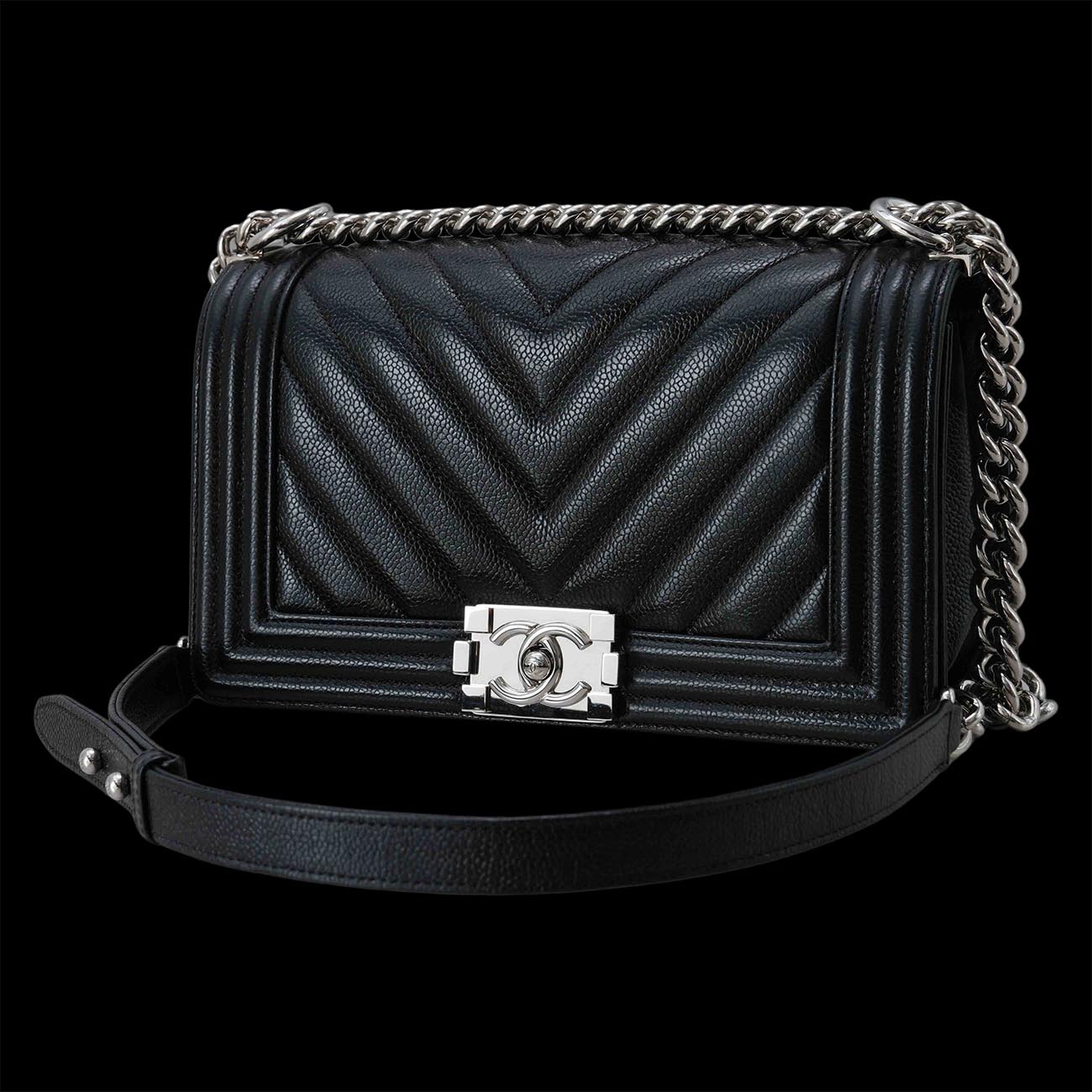 CHANEL(USED)샤넬 쉐브론 보이샤넬 미듐 플랩백