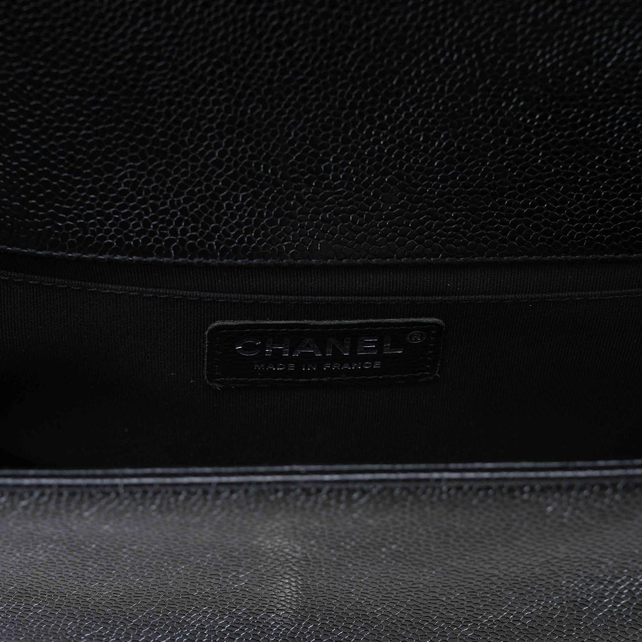 CHANEL(USED)샤넬 쉐브론 보이샤넬 미듐 플랩백