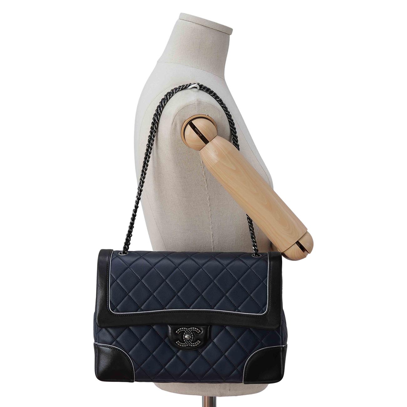 CHANEL(USED)샤넬 시즌 체인 플랩백