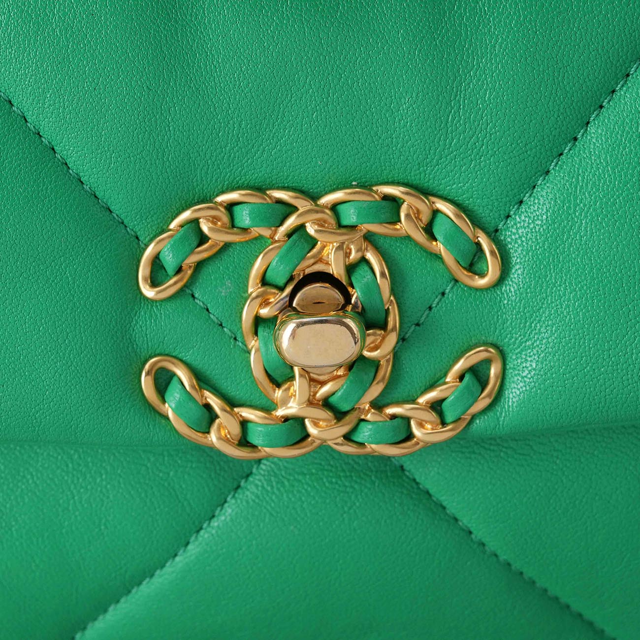 CHANEL(USED)샤넬 19백 미듐