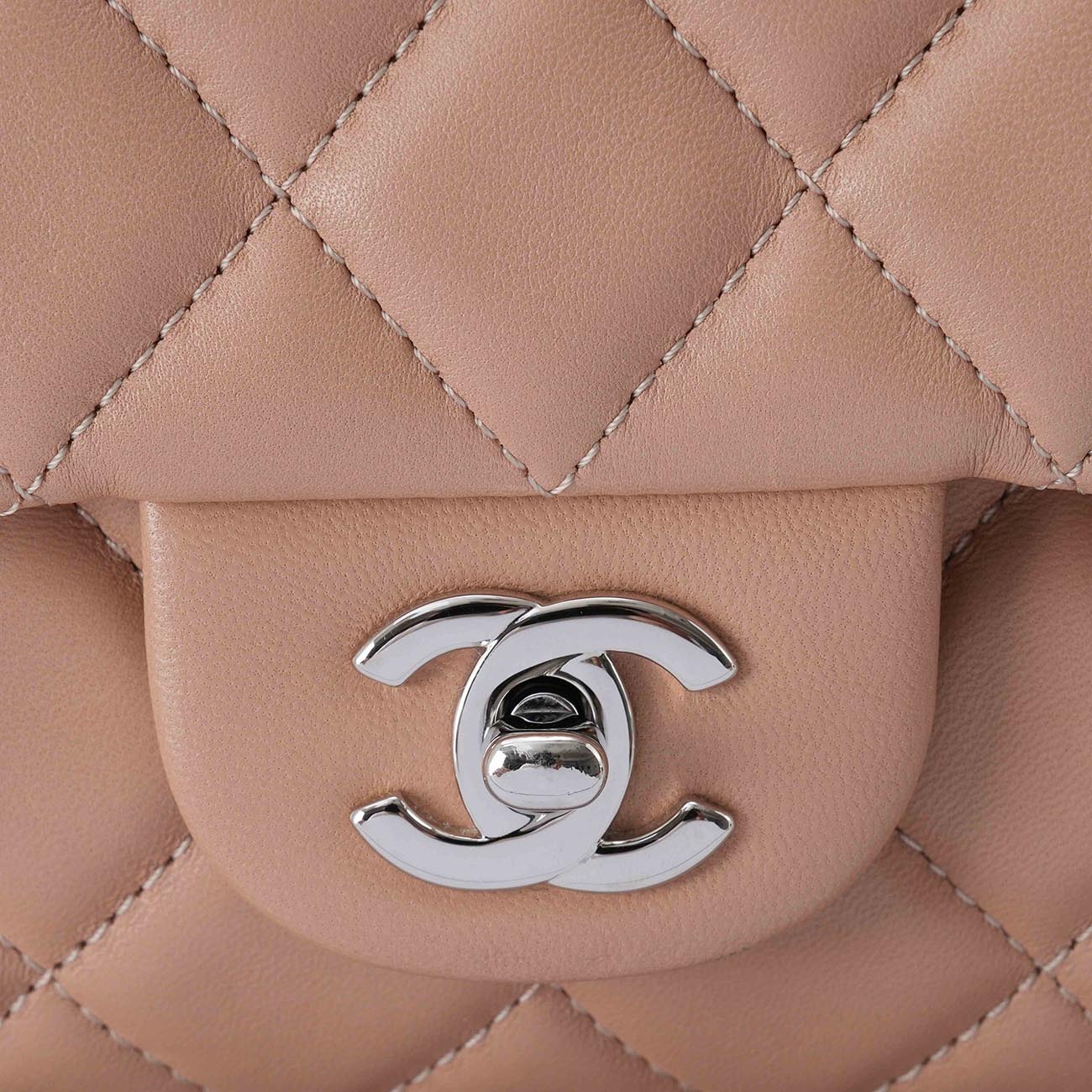 CHANEL(USED)샤넬 시즌 램스킨 체인 플랩백