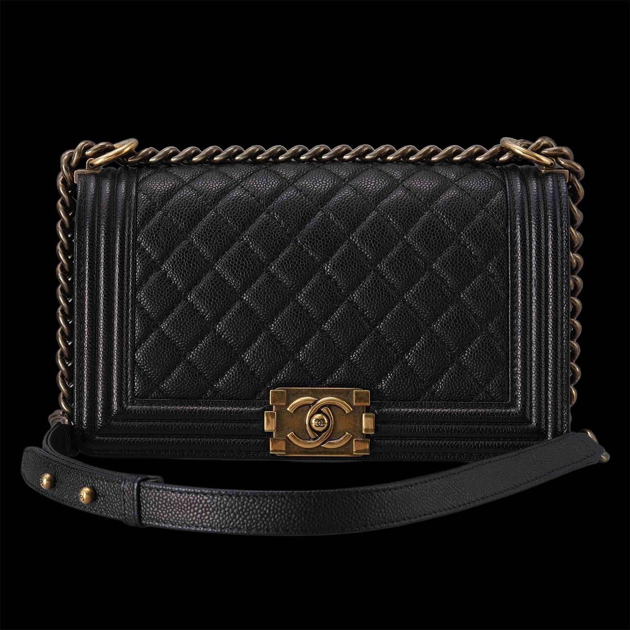 CHANEL(USED)샤넬 보이샤넬 미듐 플랩백