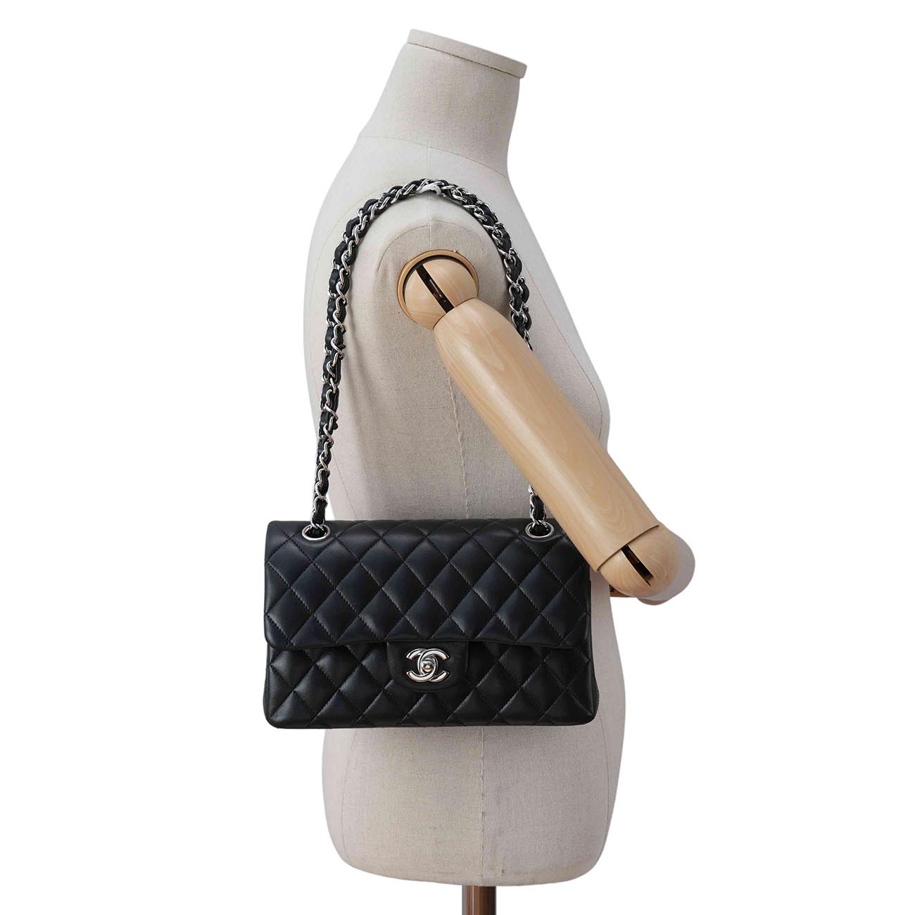 CHANEL(USED)샤넬 클래식 램스킨 스몰 블랙