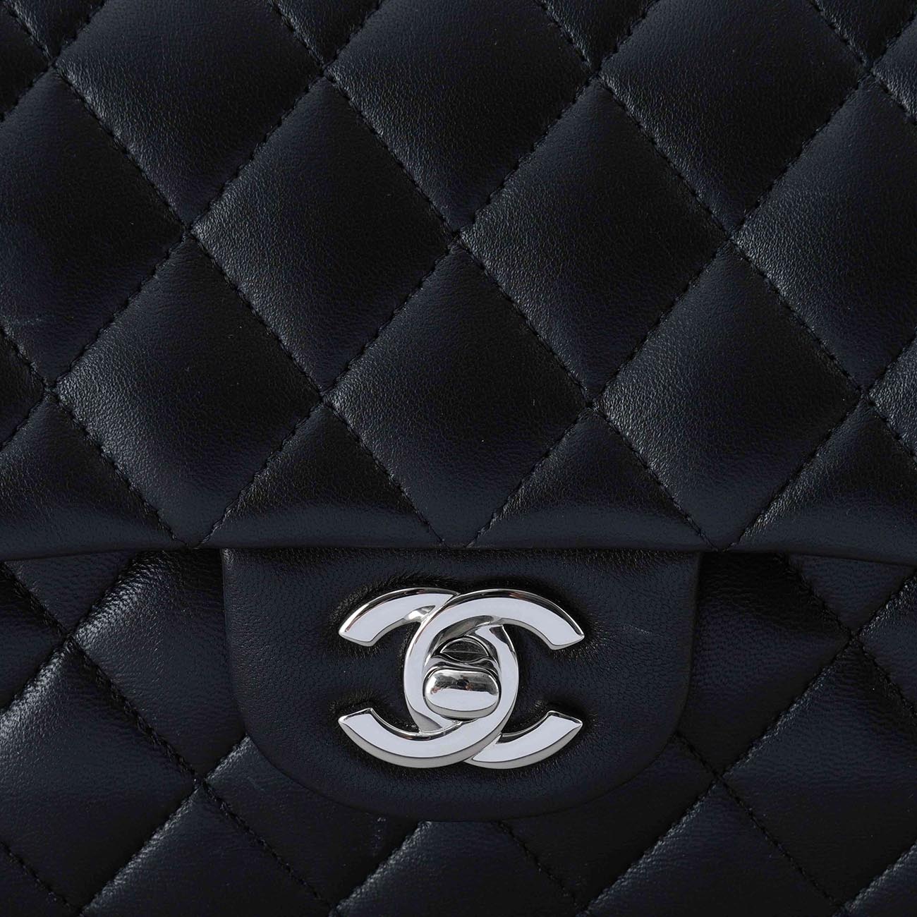CHANEL(USED)샤넬 클래식 램스킨 스몰 블랙
