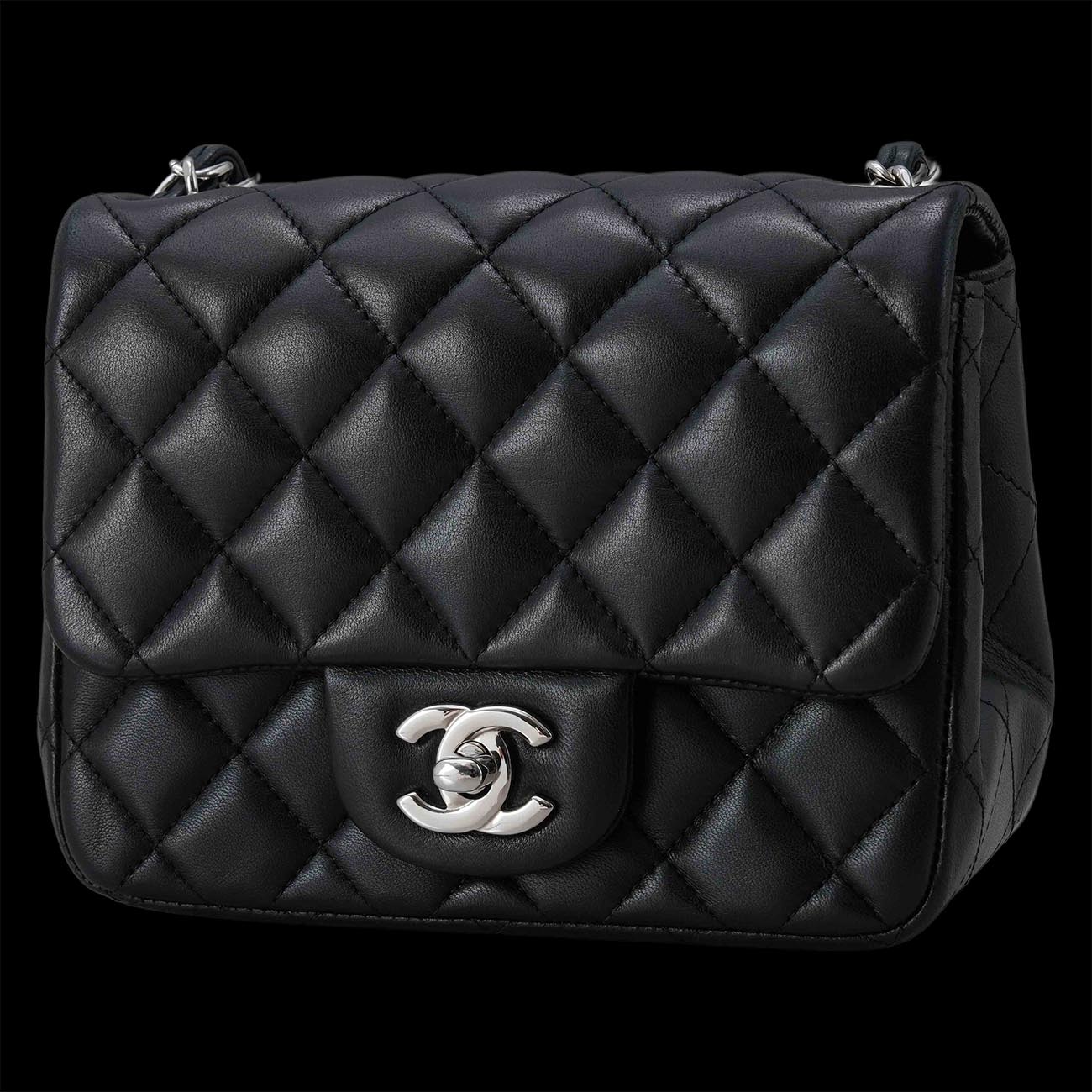 CHANEL(USED)샤넬 클래식 램스킨 쁘띠삭