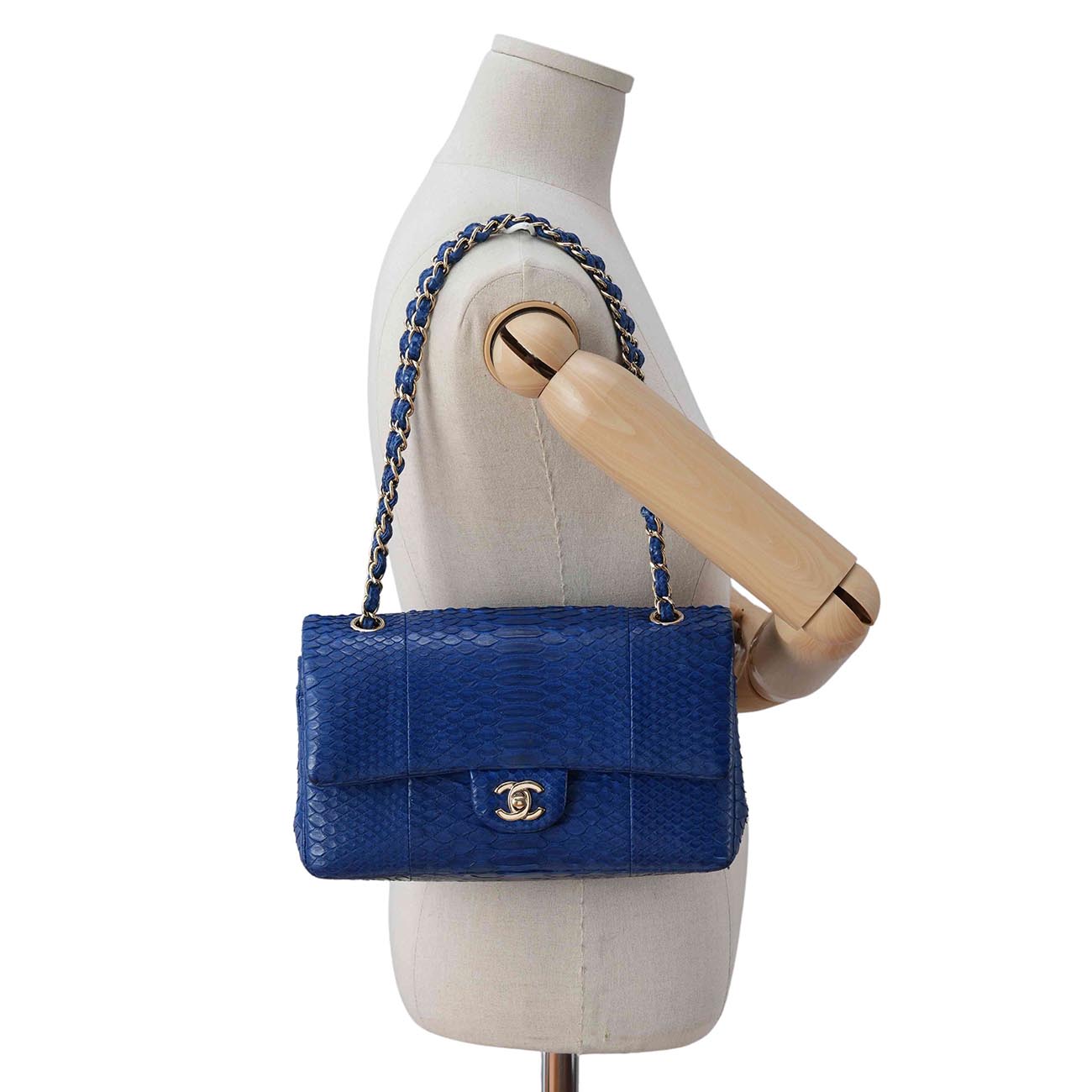CHANEL(USED)샤넬 클래식 파이톤 미듐