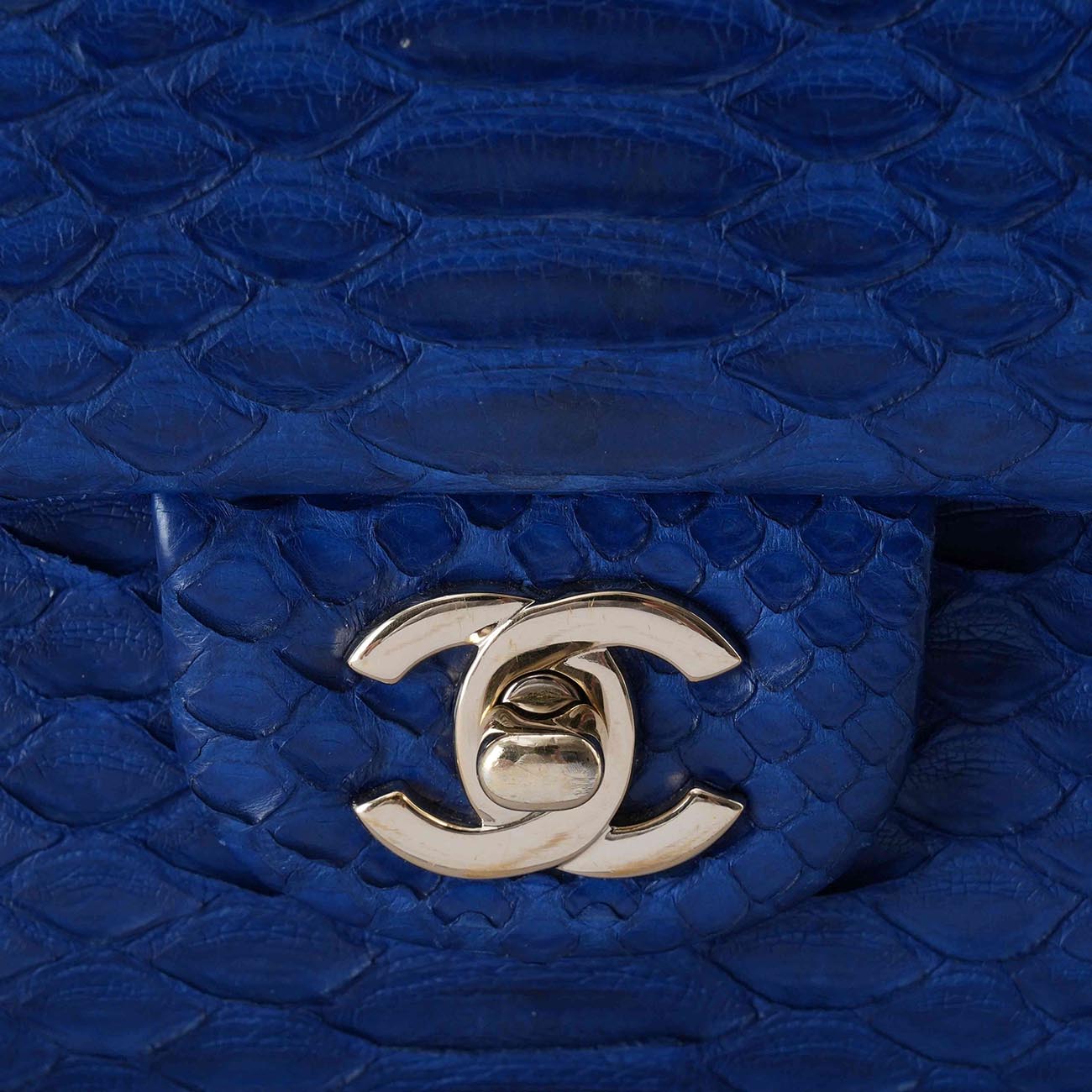 CHANEL(USED)샤넬 클래식 파이톤 미듐