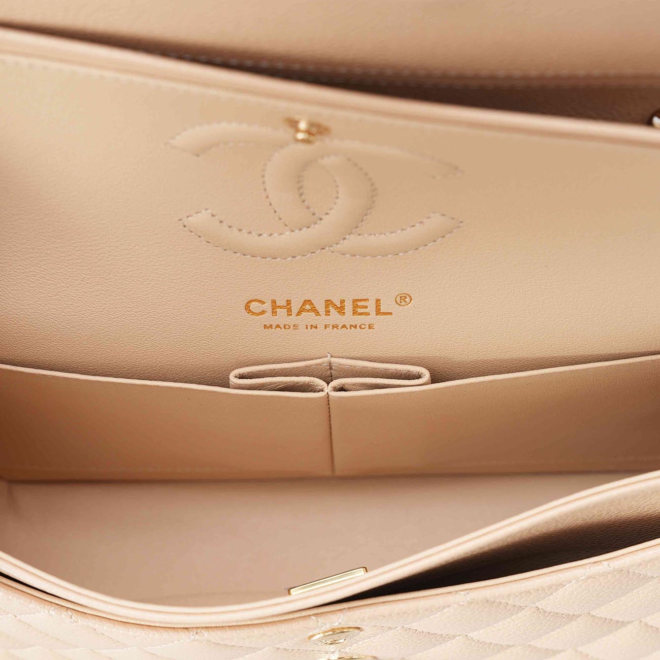 CHANEL(USED)샤넬 클래식 캐비어 스몰 플랩백 베이지