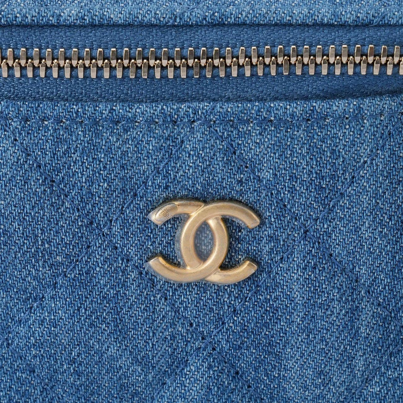 CHANEL(USED)샤넬 AP1447 정사각 데님 베니티 골든볼 체인백