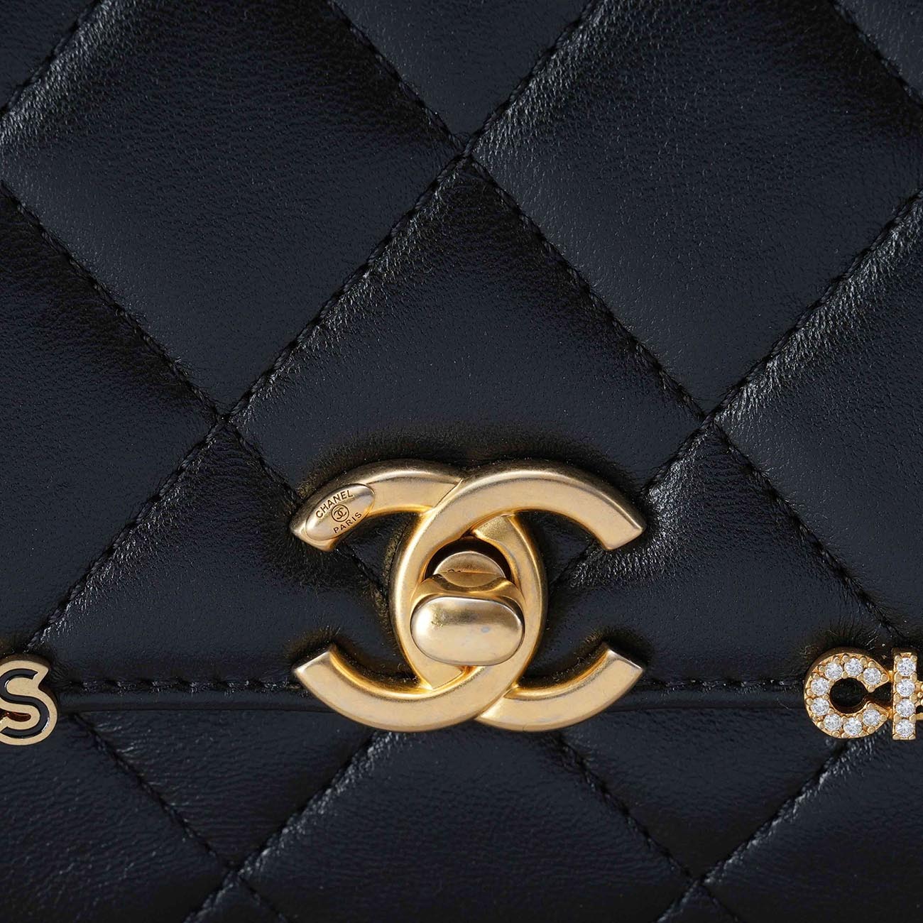 CHANEL(USED샤넬 AS3731 참 미니 플랩백
