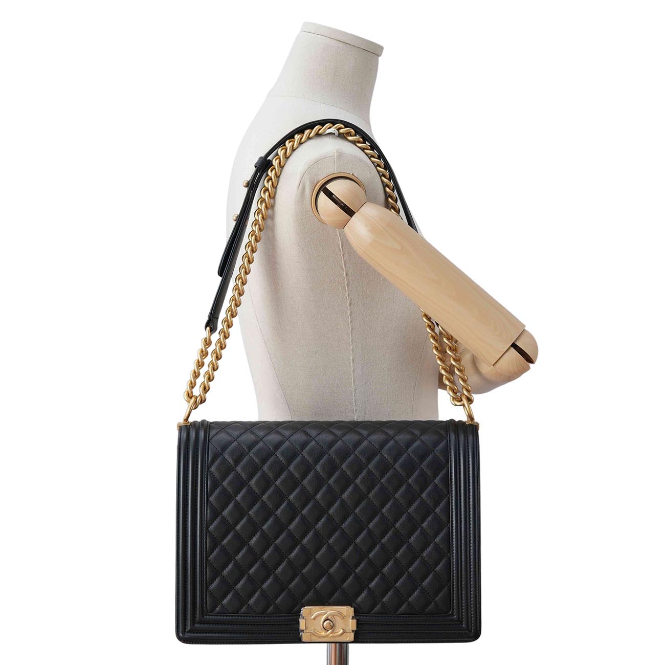 CHANEL(USED)샤넬 램스킨 보이샤넬 라지 플랩백