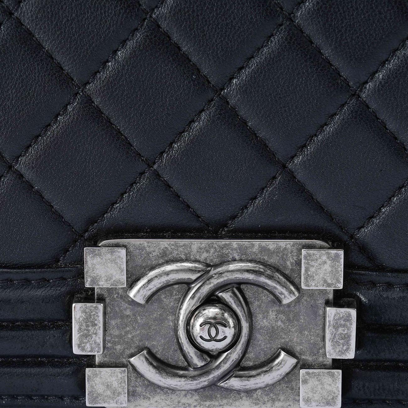 CHANEL(USED)샤넬 램스킨 보이샤넬 스몰 플랩백