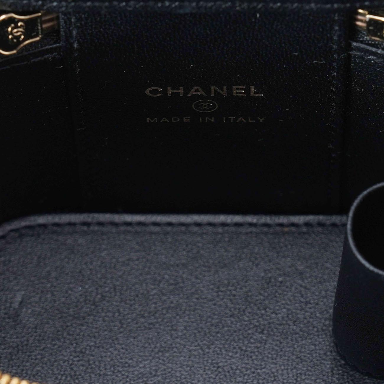 CHANEL(USED)샤넬 램스킨 시즌 베니티 체인백