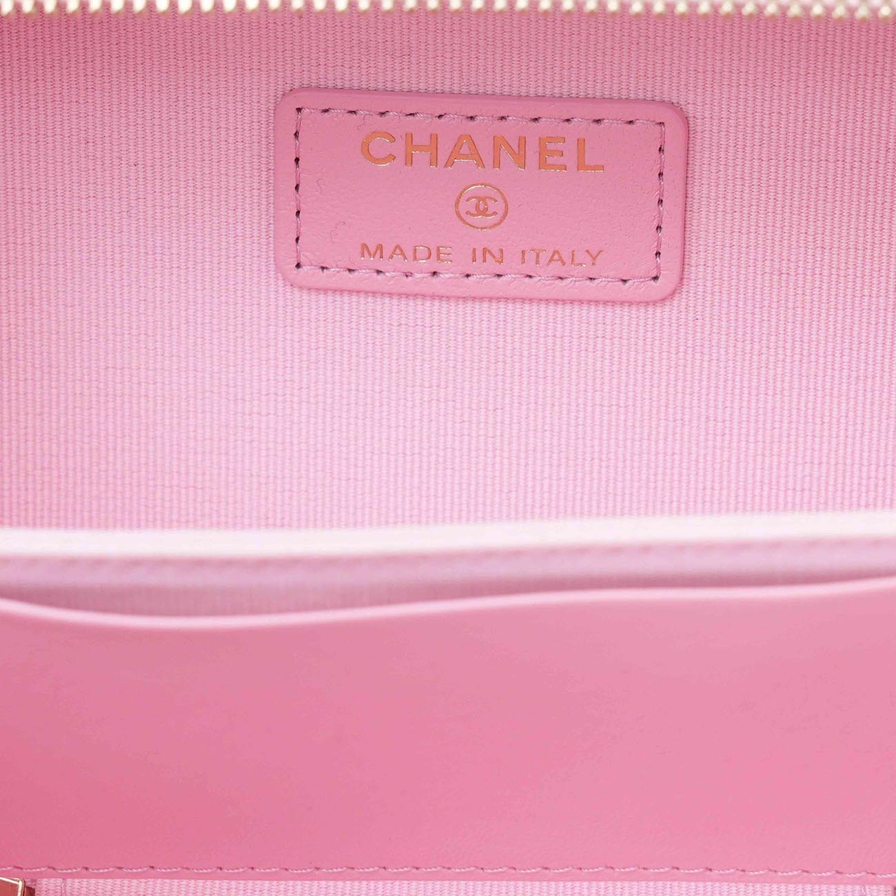 CHANEL(USED)샤넬 AP3011 램스킨 코스메틱 체인 크로스백