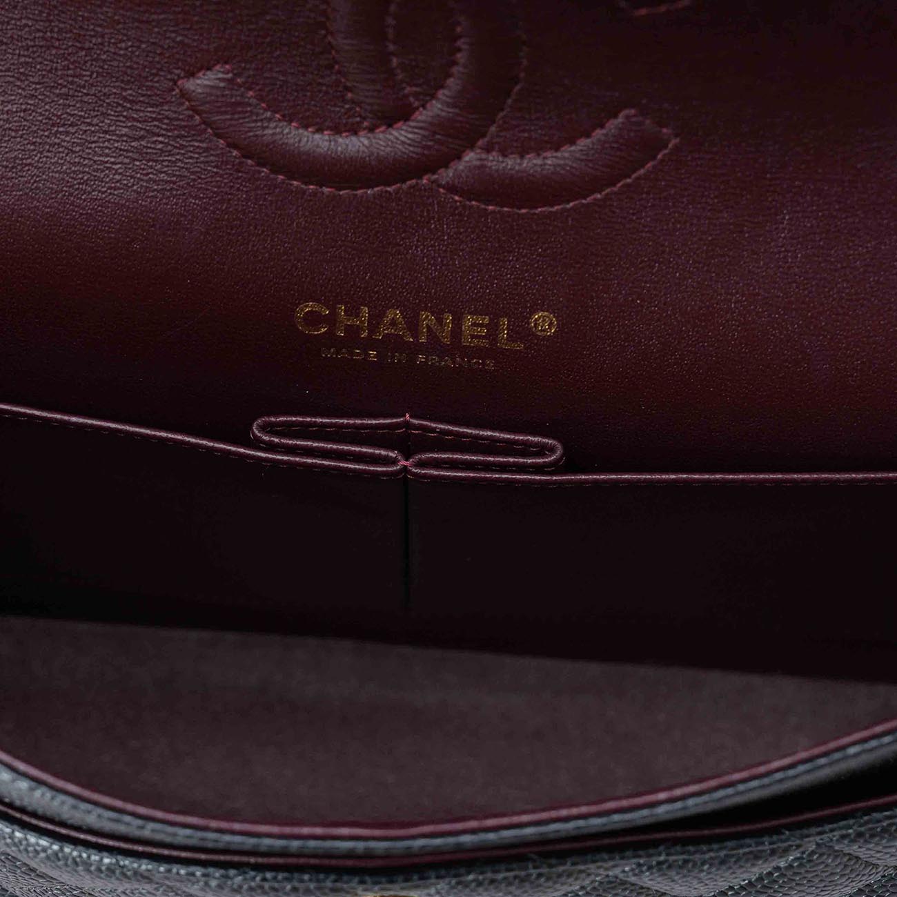CHANEL(USED)샤넬 캐비어 클래식 미듐 플랩백