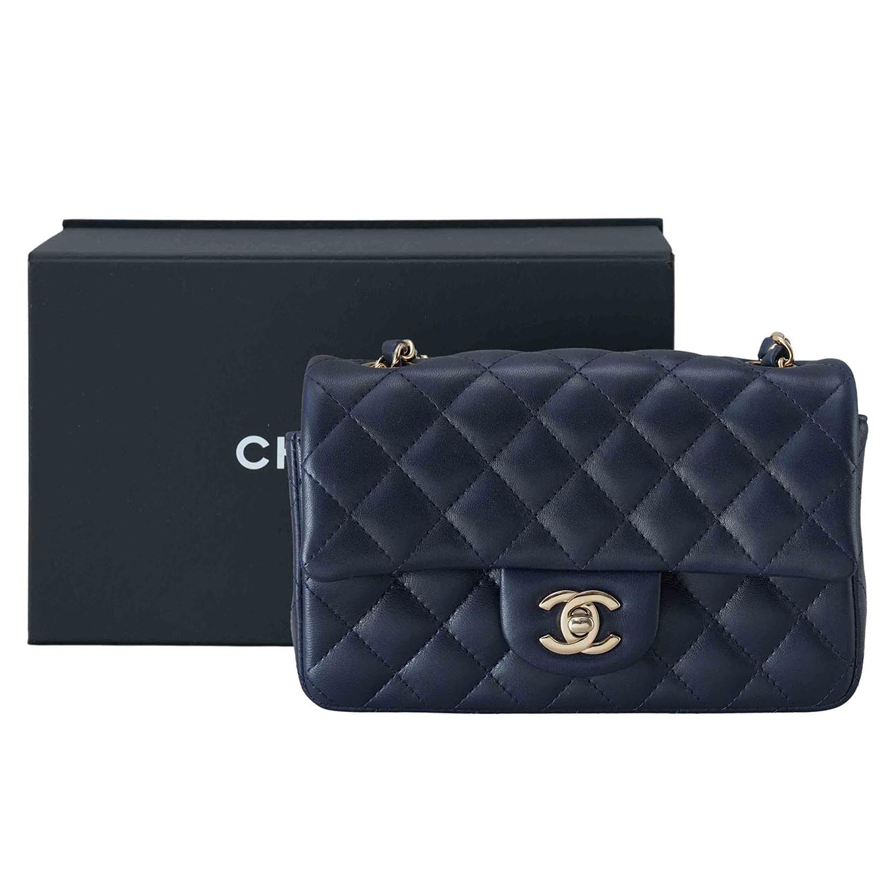 CHANEL(USED)샤넬 A69900 램스킨 클래식 뉴미니 크로스백