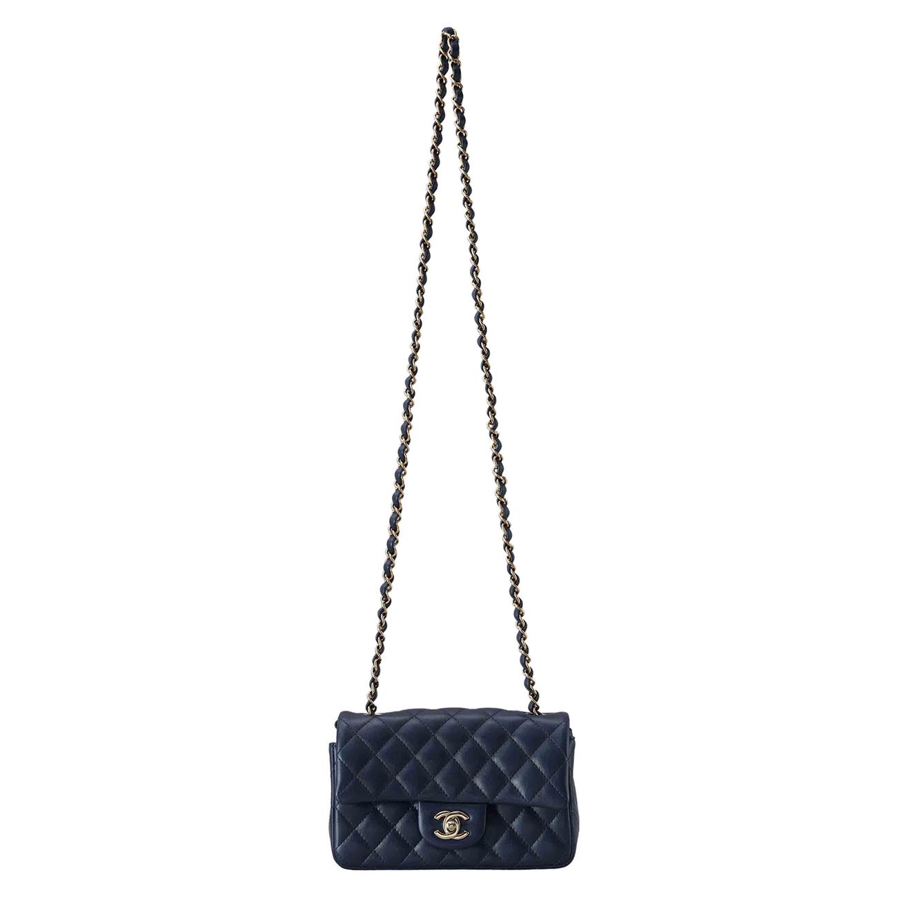 CHANEL(USED)샤넬 A69900 램스킨 클래식 뉴미니 크로스백