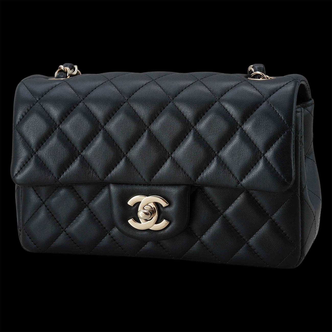 CHANEL(USED)샤넬 램스킨 클래식 뉴미니