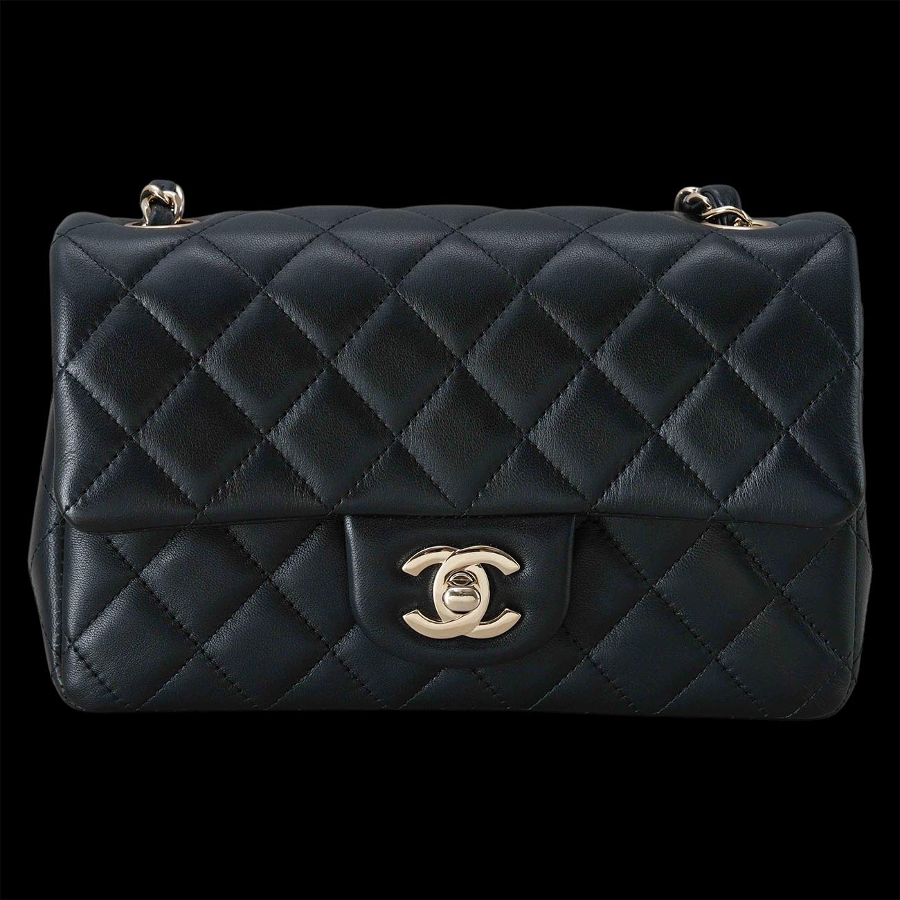 CHANEL(USED)샤넬 램스킨 클래식 뉴미니