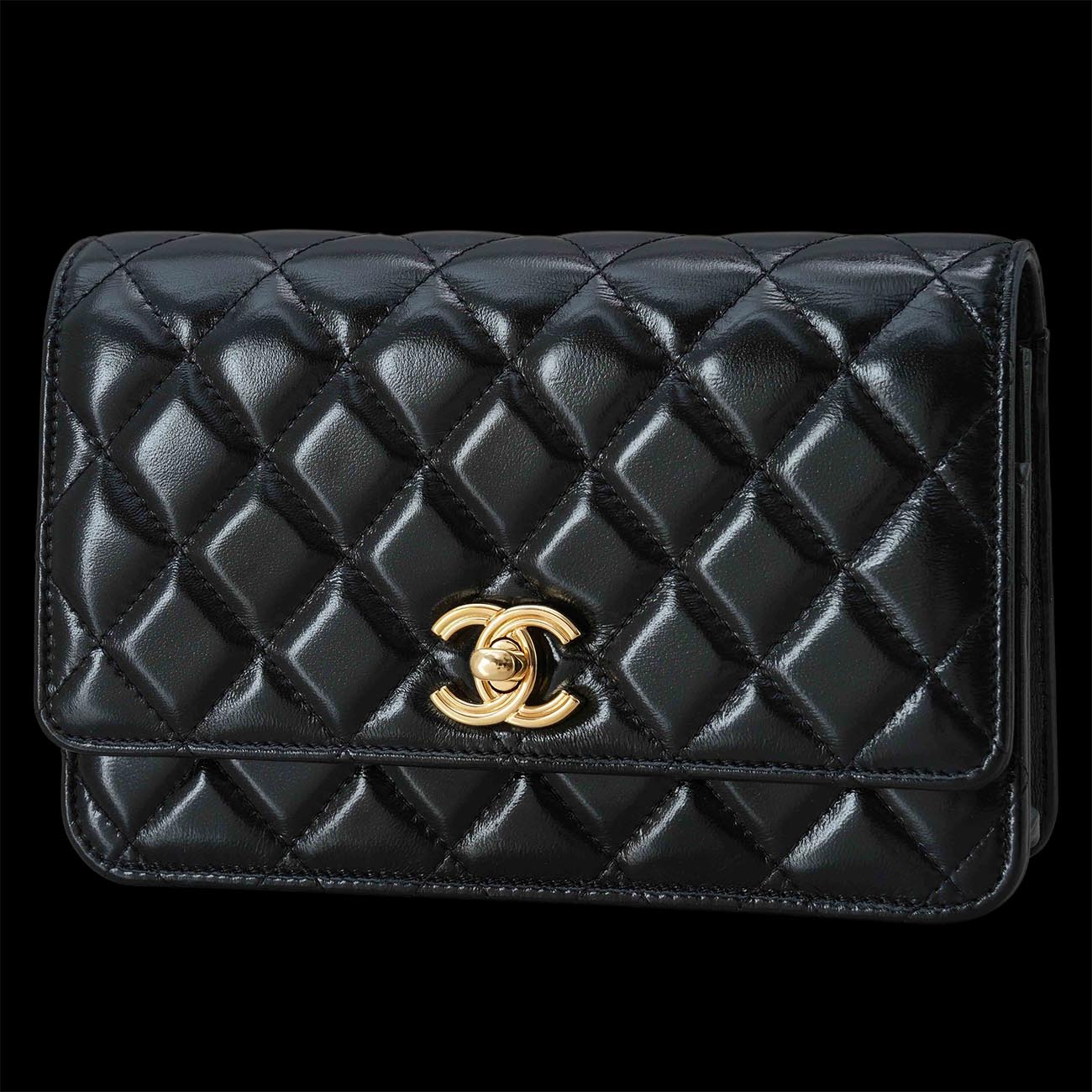 CHANEL(USED)샤넬 AP3310 시즌 샤이닝 램스킨 체인 WOC
