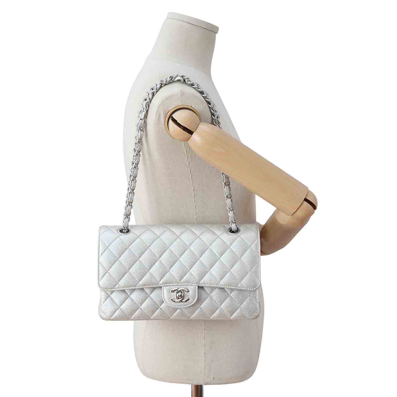 CHANEL(USED)샤넬 캐비어 클래식 미듐 플랩백