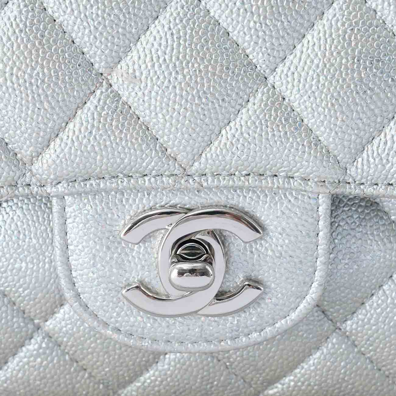 CHANEL(USED)샤넬 캐비어 클래식 미듐 플랩백