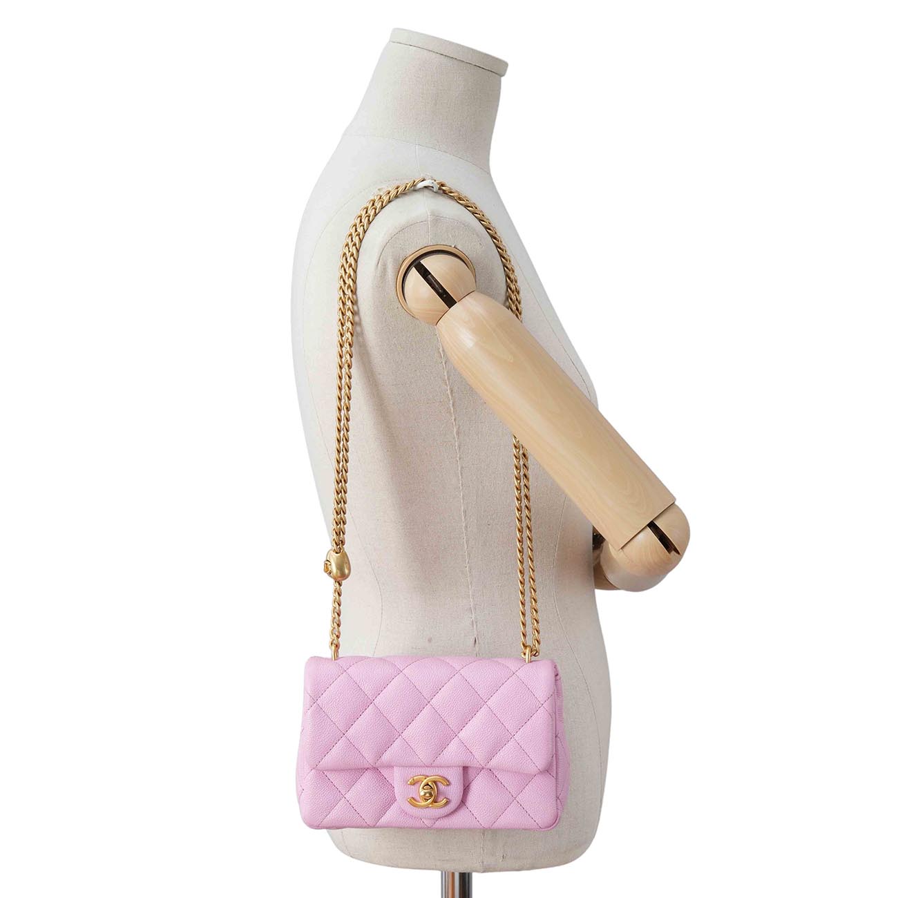 CHANEL(USED)샤넬 시즌 클래식 뉴미니 하트볼 크로스백