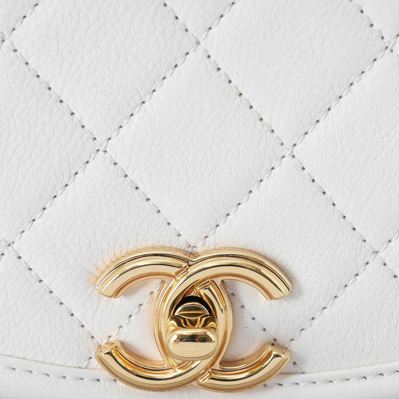 CHANEL(USED)샤넬 시즌 체인 플랩백