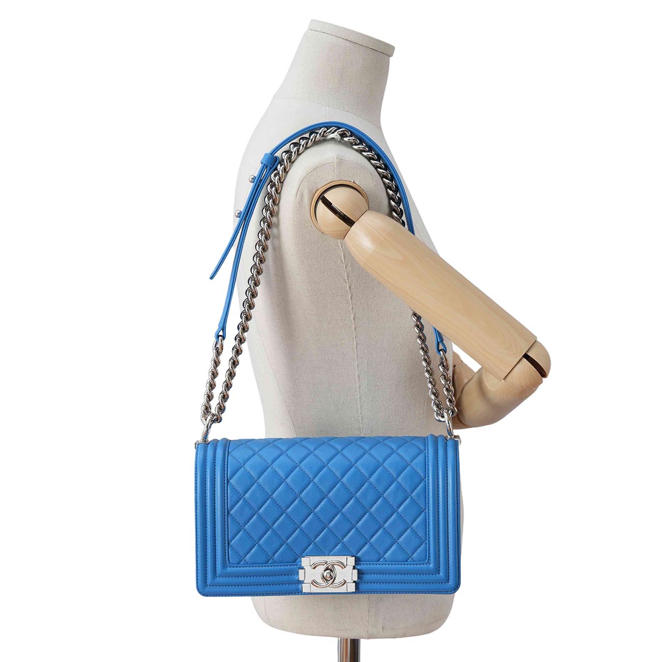 CHANEL(USED)샤넬 램스킨 보이샤넬 미듐 플랩백