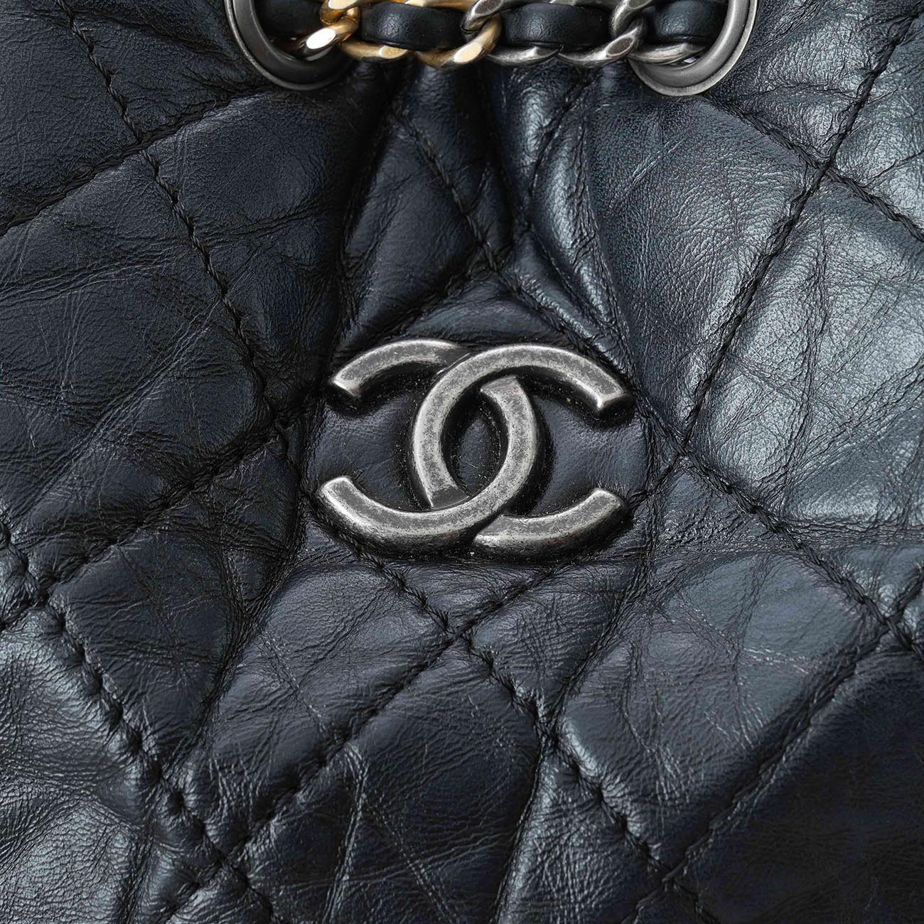 CHANEL(USED)샤넬 가브리엘 백팩 미듐