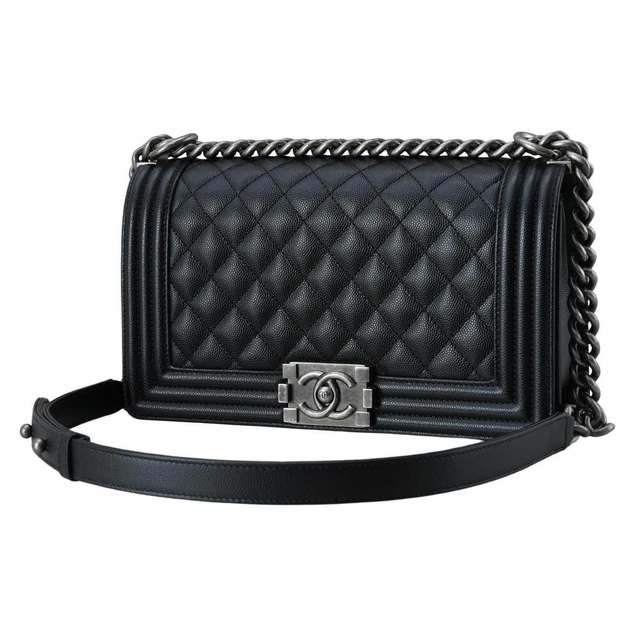 CHANEL(USED)샤넬 A67086 캐비어 보이샤넬 미듐 플랩백