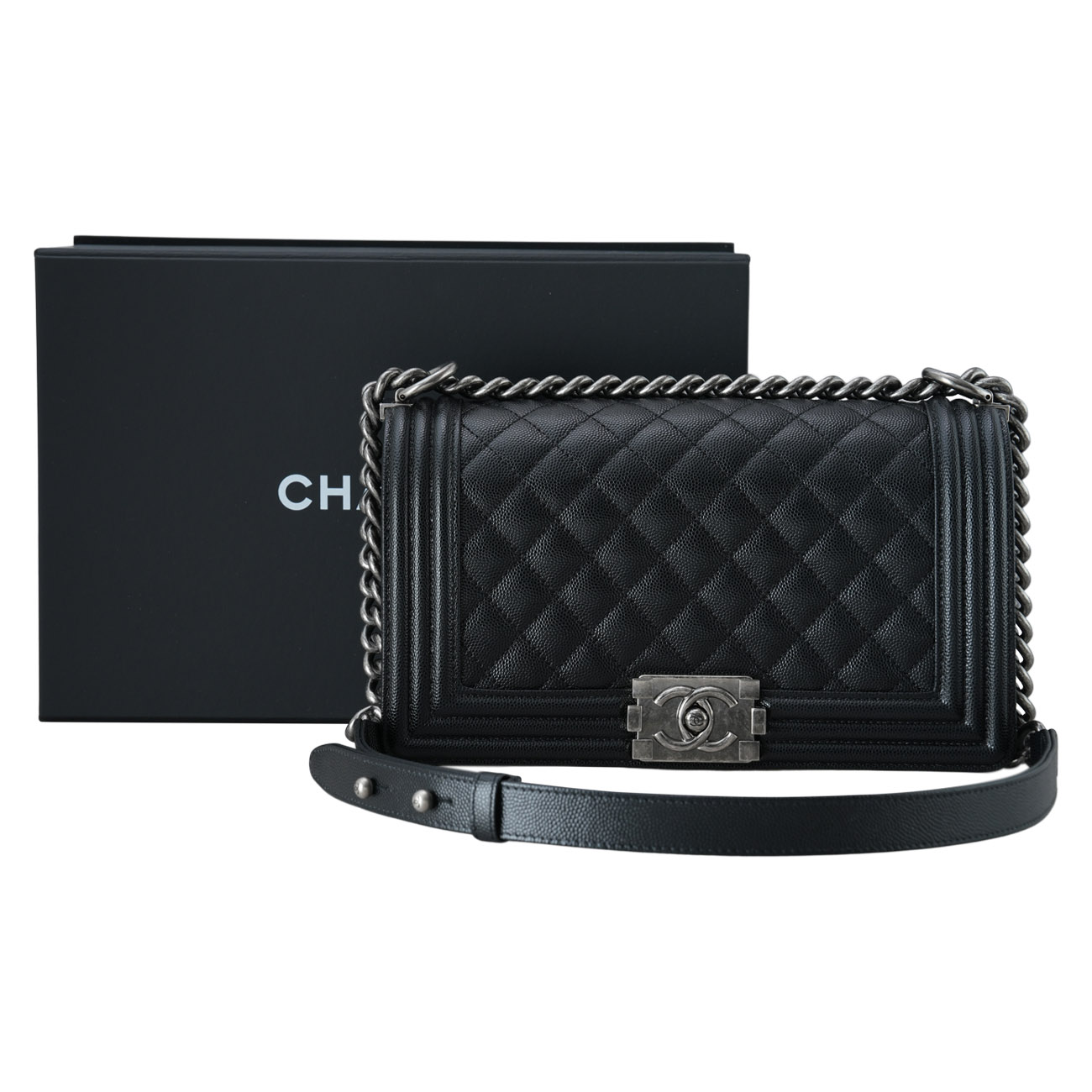CHANEL(USED)샤넬 A67086 캐비어 보이샤넬 미듐 플랩백