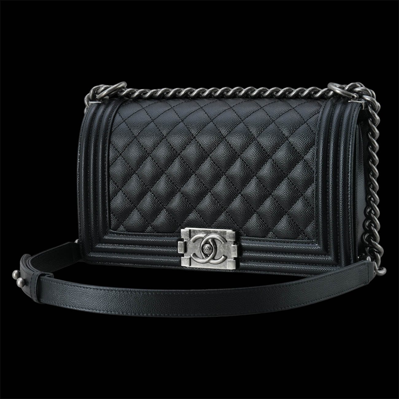 CHANEL(USED)샤넬 A67086 캐비어 보이샤넬 미듐 플랩백