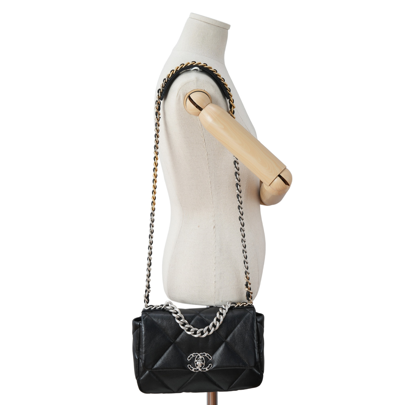 CHANEL(USED)샤넬 19백 미듐