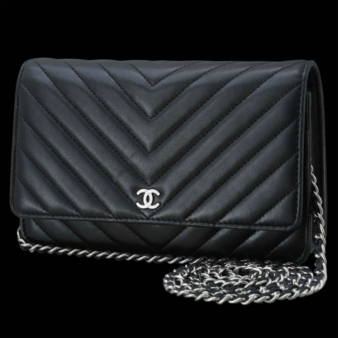 CHANEL(USED)샤넬 램스킨 쉐브론 WOC