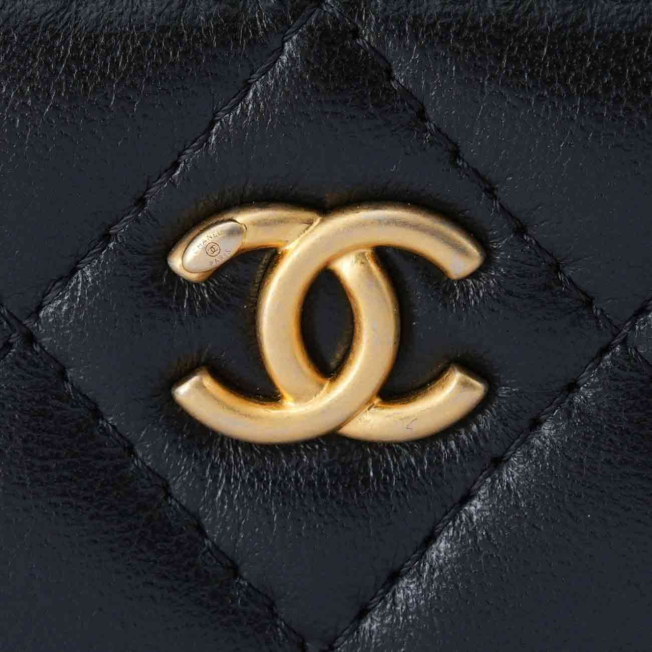 CHANEL(USED)샤넬 AP1447 골든볼 베니티 크로스백
