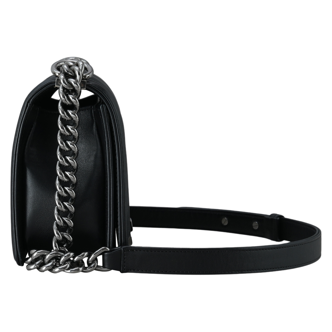 CHANEL(USED)샤넬 시즌 쉐브론 보이샤넬 미듐 플랩백