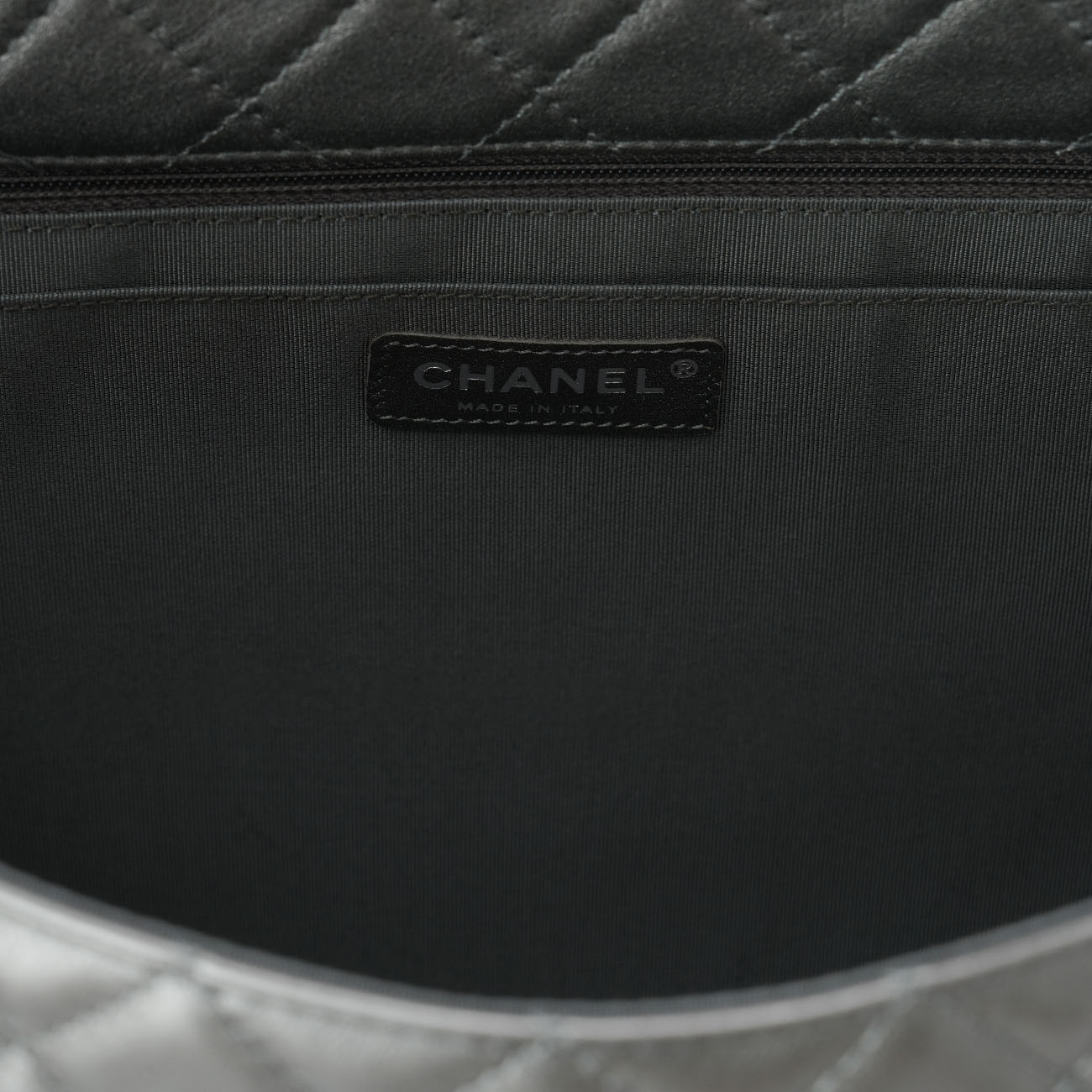 CHANEL(USED)샤넬 시즌 클래식 체인 플랩백