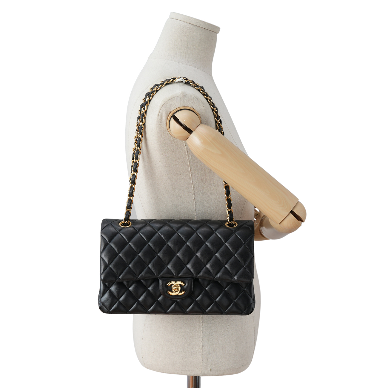 CHANEL(USED)샤넬 램스킨 클래식 미듐 플랩백