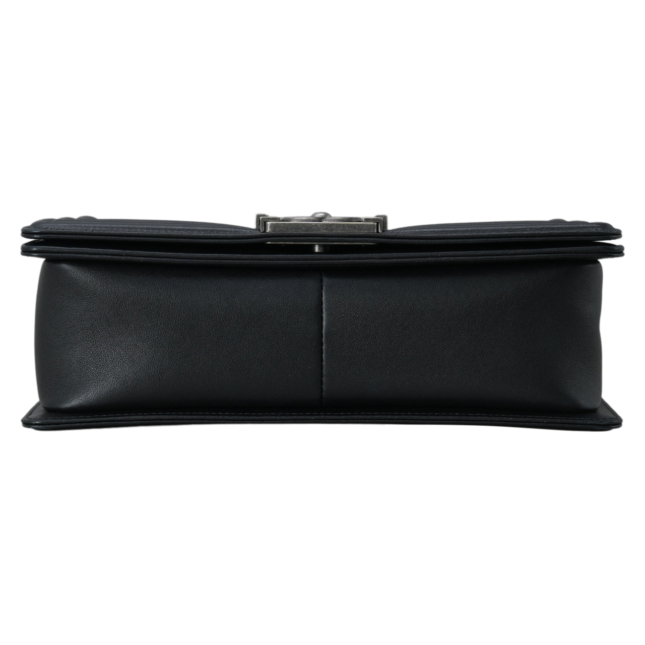 CHANEL(USED)샤넬 보이샤넬 미듐 체인 플랩백